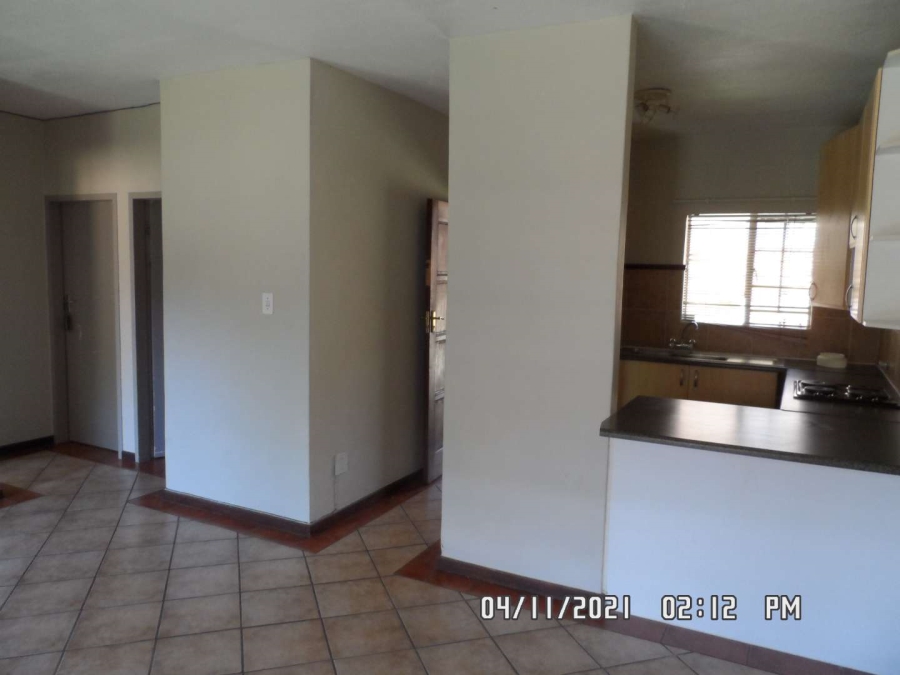 2 Bedroom Property for Sale in Faerie Glen Gauteng