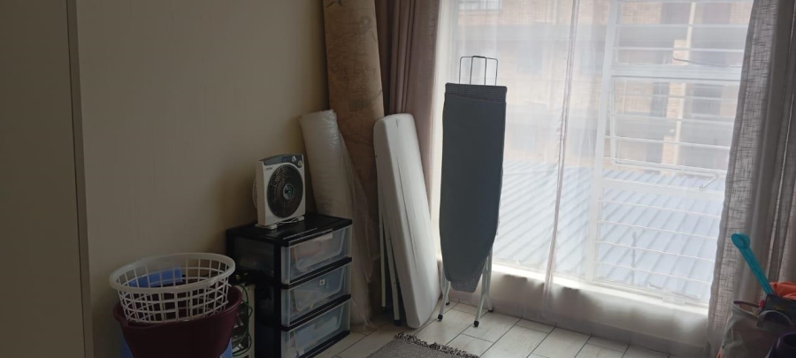 To Let 3 Bedroom Property for Rent in New Redruth Gauteng