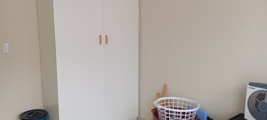 To Let 3 Bedroom Property for Rent in New Redruth Gauteng