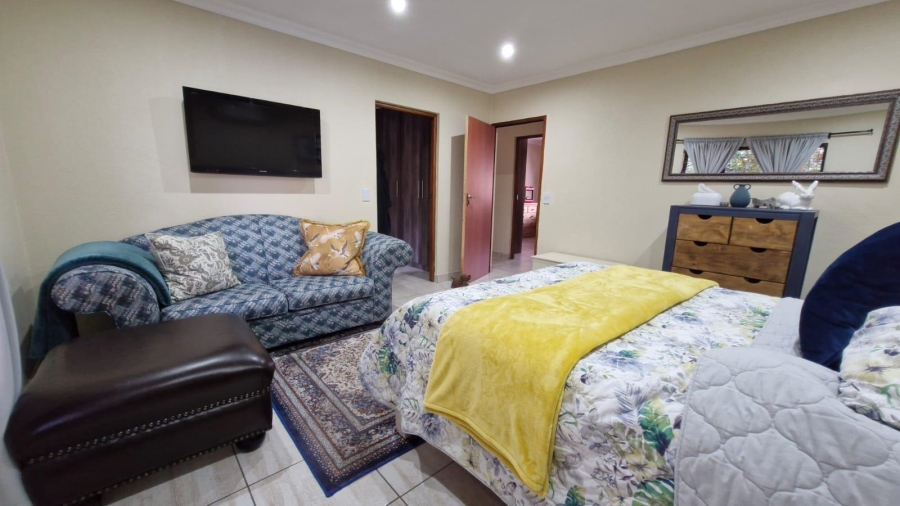 To Let 3 Bedroom Property for Rent in New Redruth Gauteng
