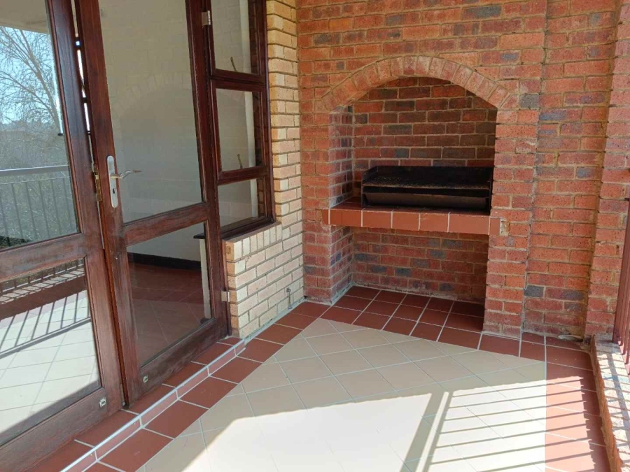 To Let 1 Bedroom Property for Rent in Honeydew Grove Gauteng