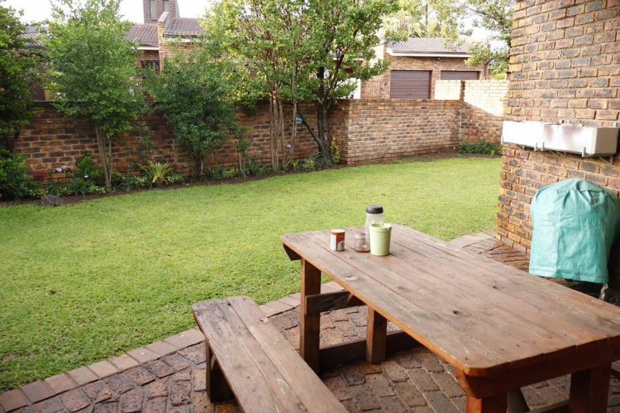 3 Bedroom Property for Sale in Brackenhurst Gauteng