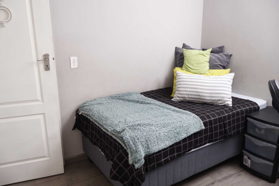 3 Bedroom Property for Sale in Brackenhurst Gauteng