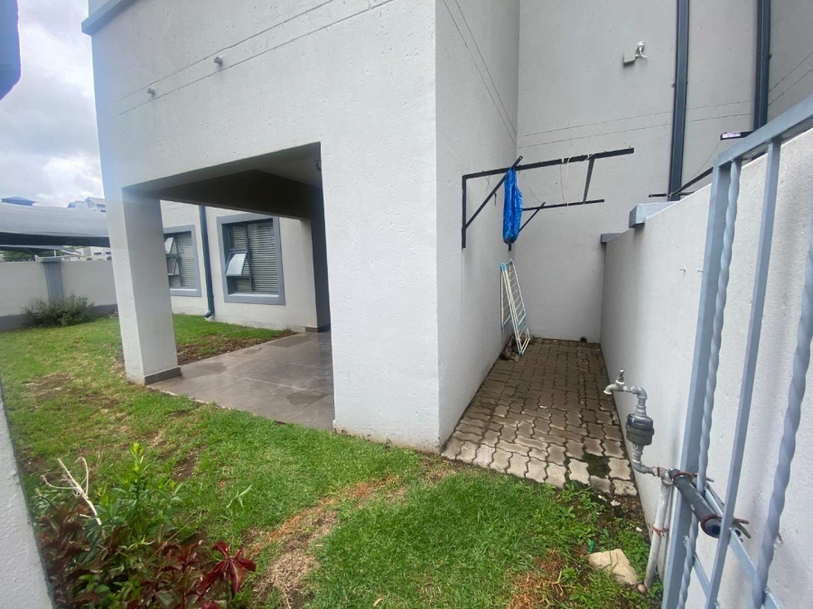 2 Bedroom Property for Sale in Honeydew Grove Gauteng