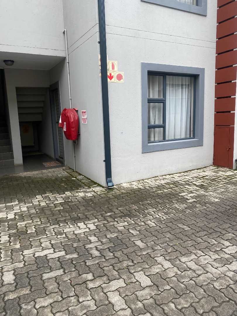 2 Bedroom Property for Sale in Honeydew Grove Gauteng