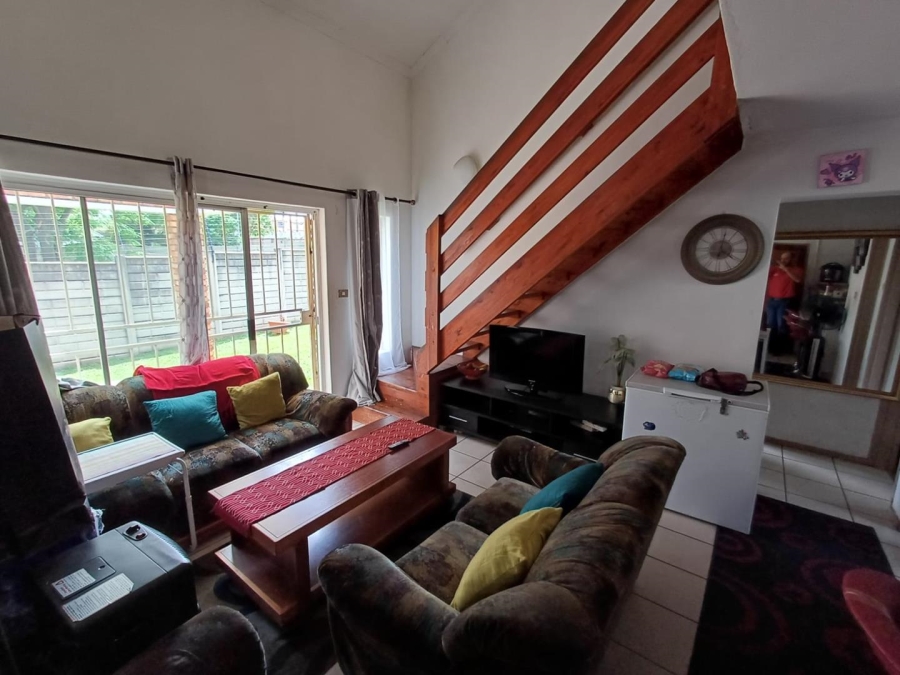 To Let 3 Bedroom Property for Rent in Allens Nek Gauteng