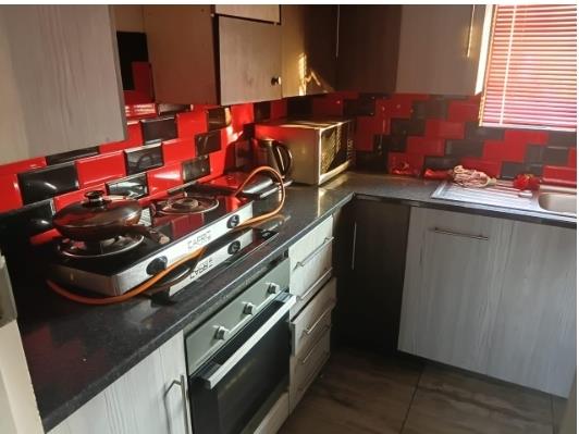 To Let 2 Bedroom Property for Rent in Lyndhurst Gauteng