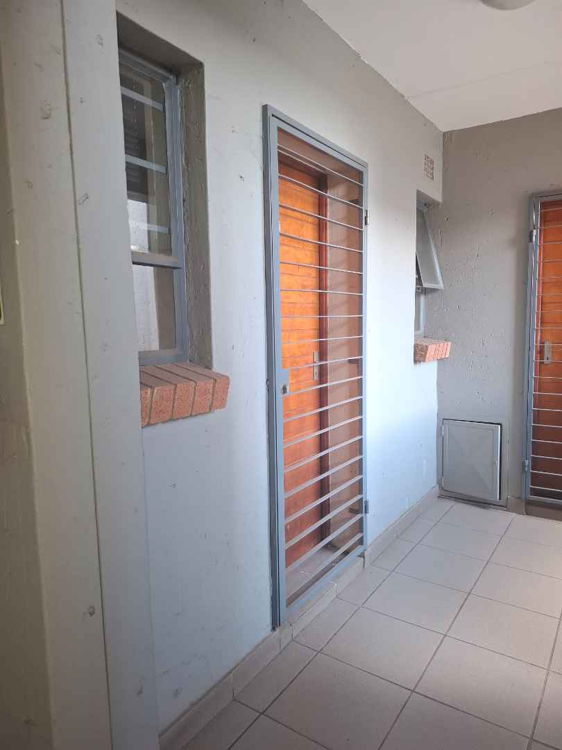 To Let 2 Bedroom Property for Rent in Jansenpark Gauteng