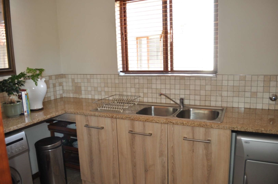 3 Bedroom Property for Sale in Olympus Gauteng
