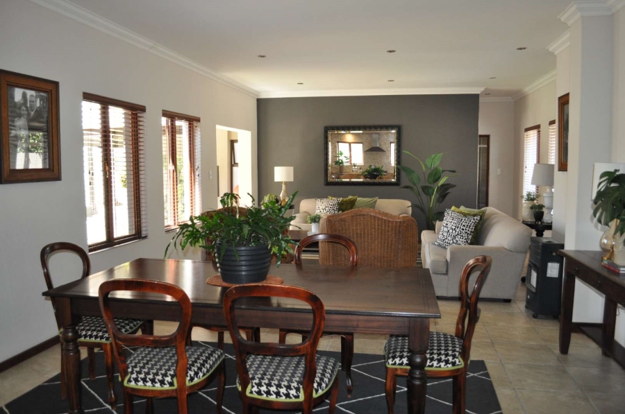 3 Bedroom Property for Sale in Olympus Gauteng