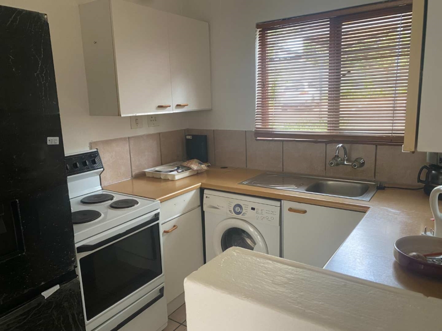 To Let 2 Bedroom Property for Rent in Paulshof Gauteng