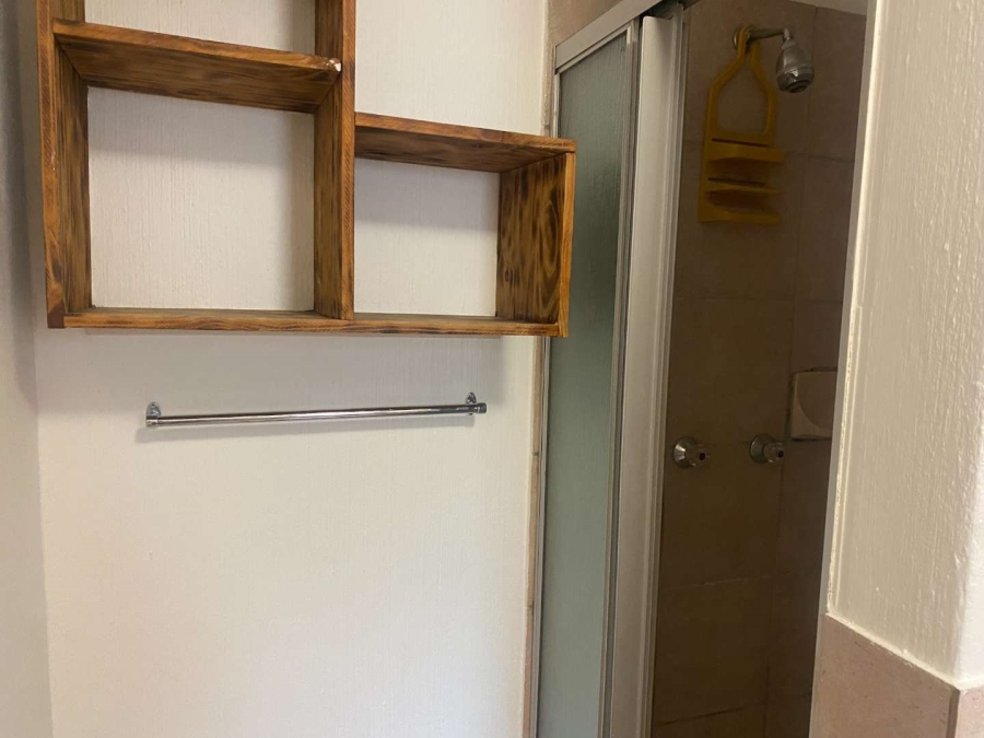 To Let 2 Bedroom Property for Rent in Paulshof Gauteng