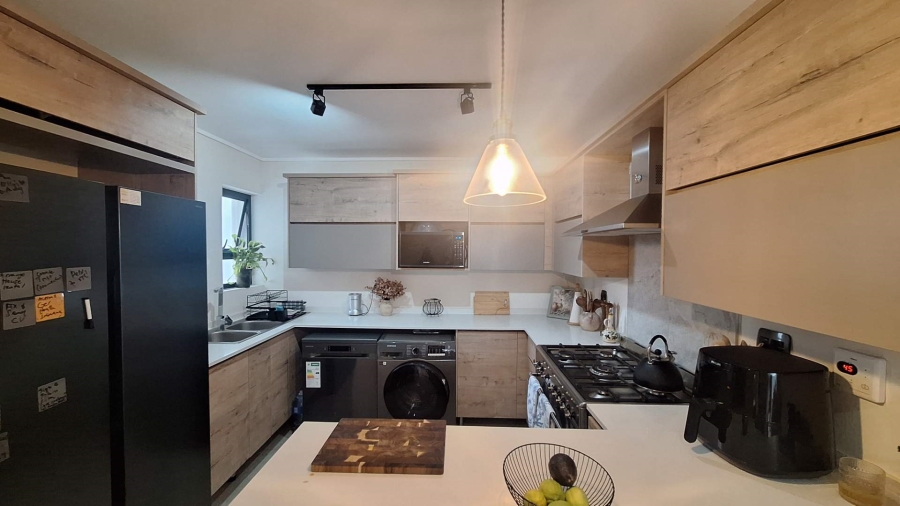 To Let 2 Bedroom Property for Rent in Noordhang Gauteng