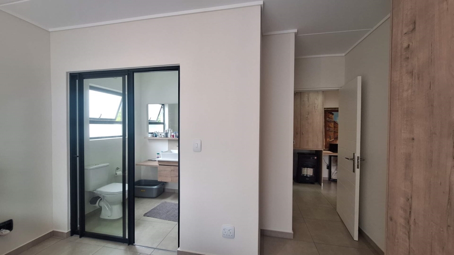 To Let 2 Bedroom Property for Rent in Noordhang Gauteng