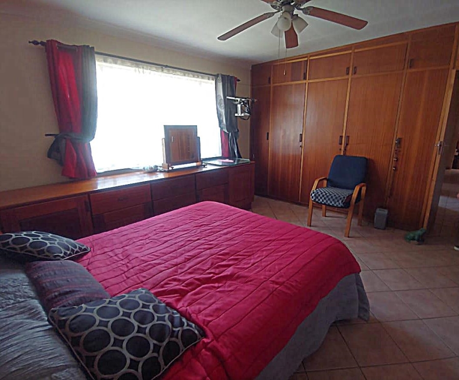 4 Bedroom Property for Sale in Jan Niemand Park Gauteng