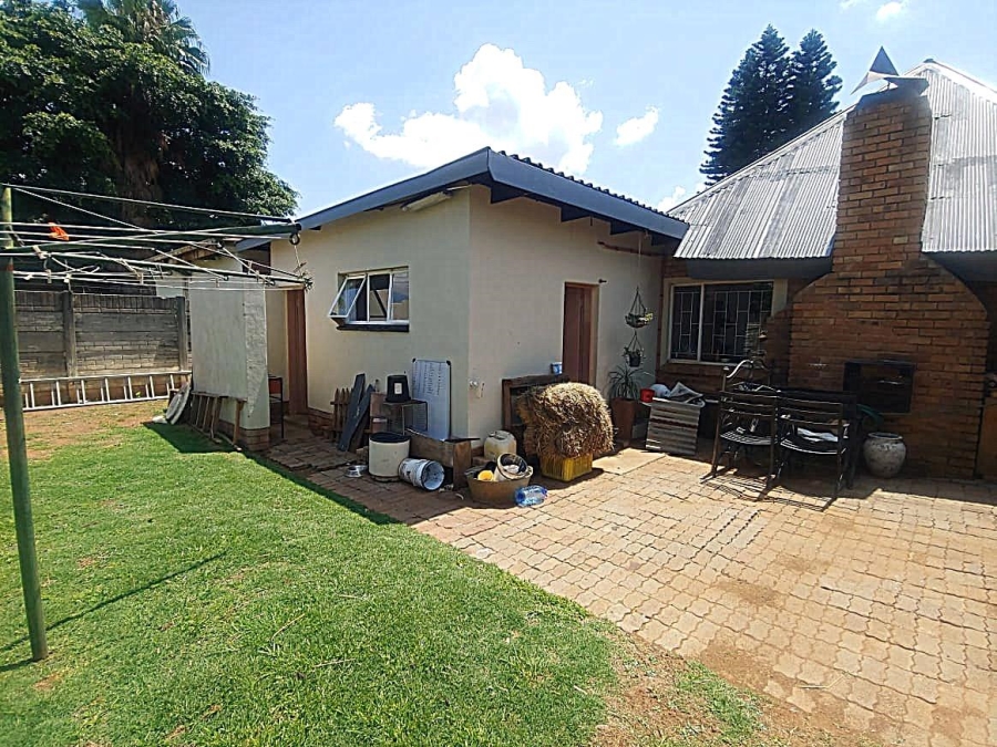 4 Bedroom Property for Sale in Jan Niemand Park Gauteng