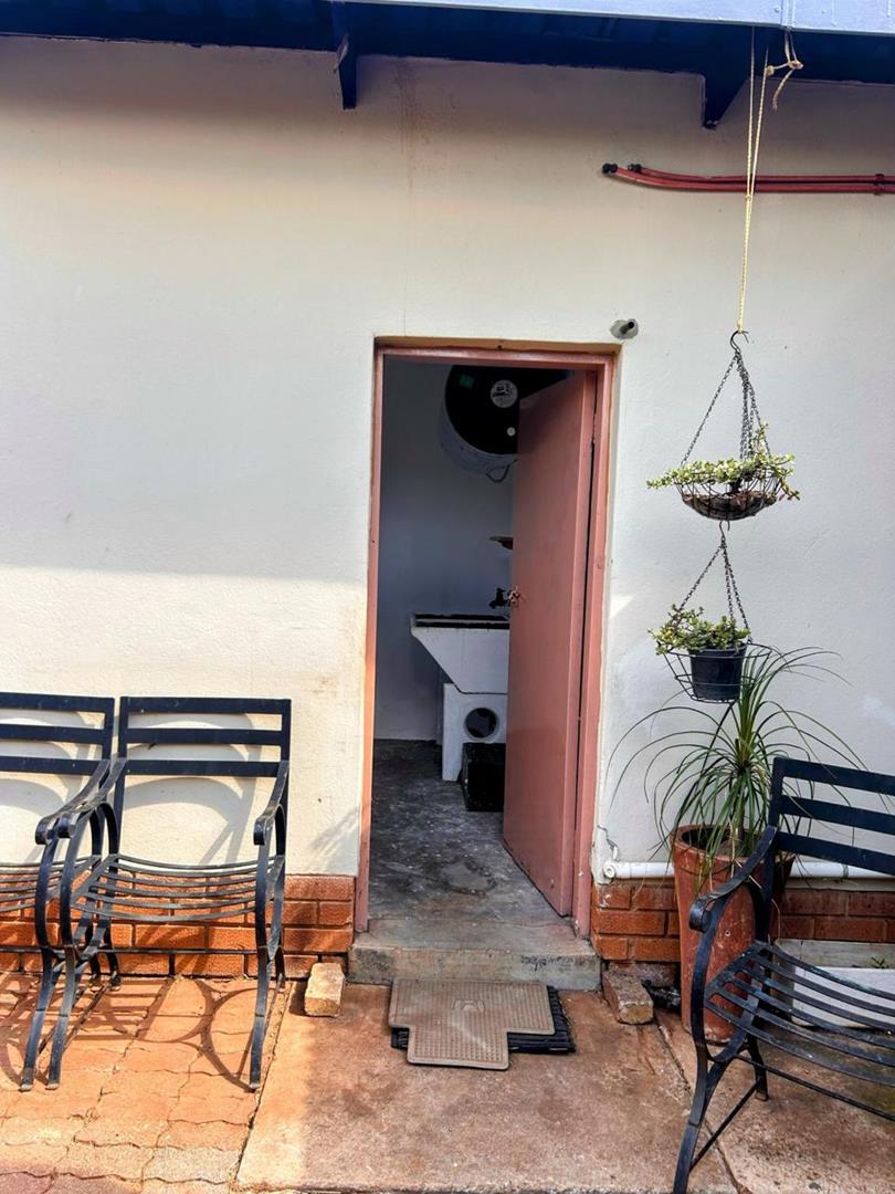 4 Bedroom Property for Sale in Jan Niemand Park Gauteng