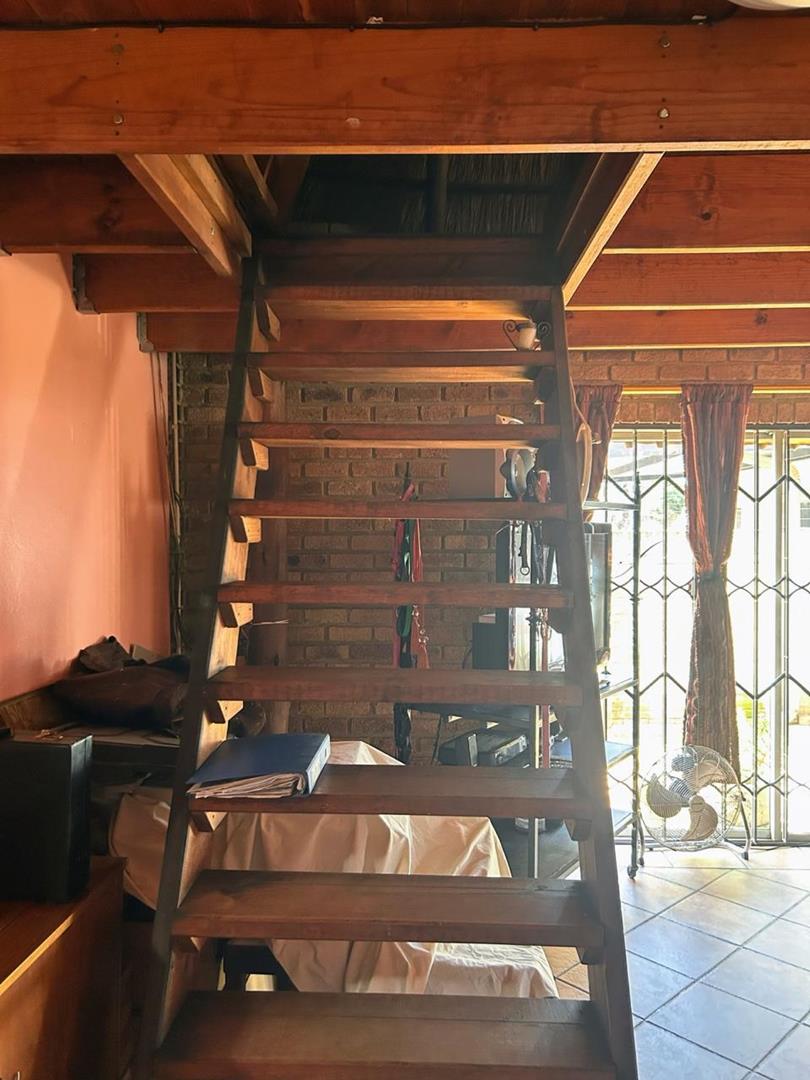 4 Bedroom Property for Sale in Jan Niemand Park Gauteng