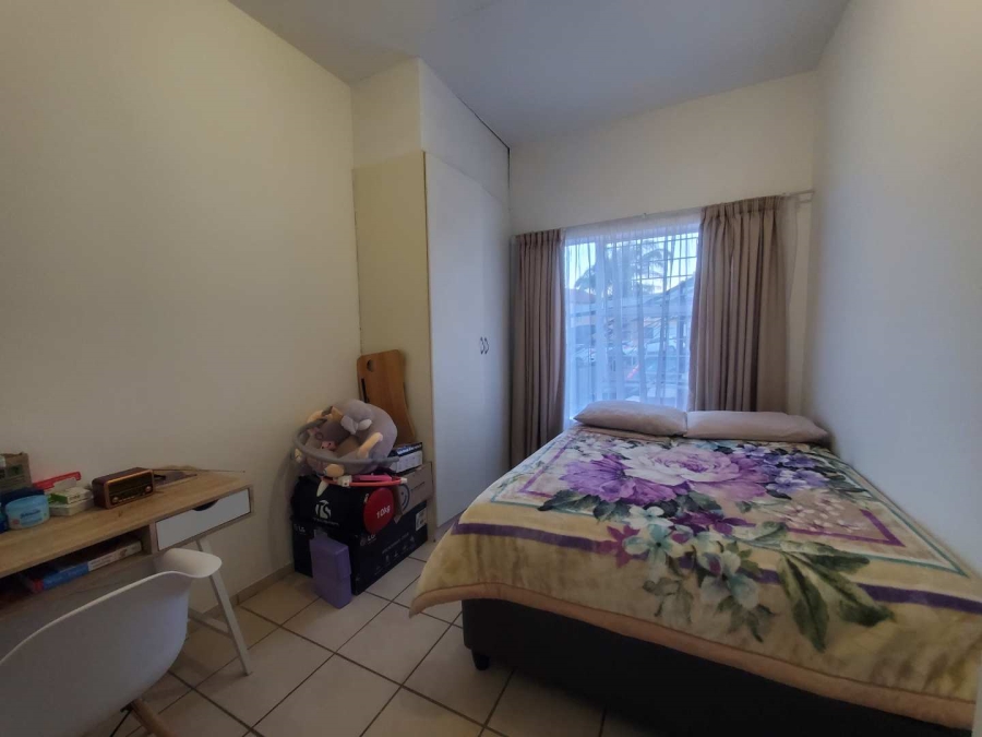 To Let 2 Bedroom Property for Rent in Little Falls Gauteng