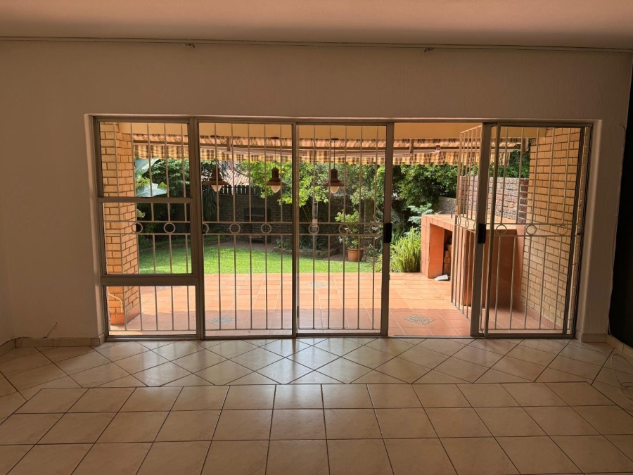 To Let 3 Bedroom Property for Rent in Morningside Gauteng