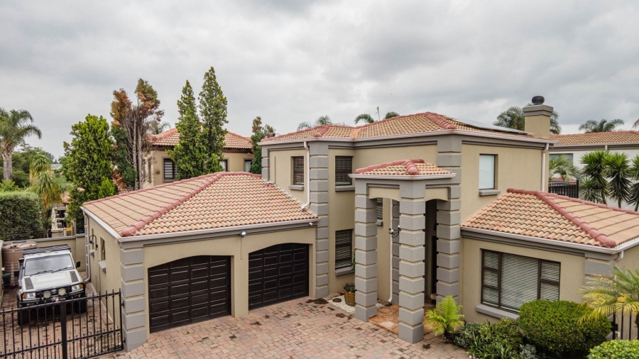 To Let 3 Bedroom Property for Rent in Morehill Gauteng