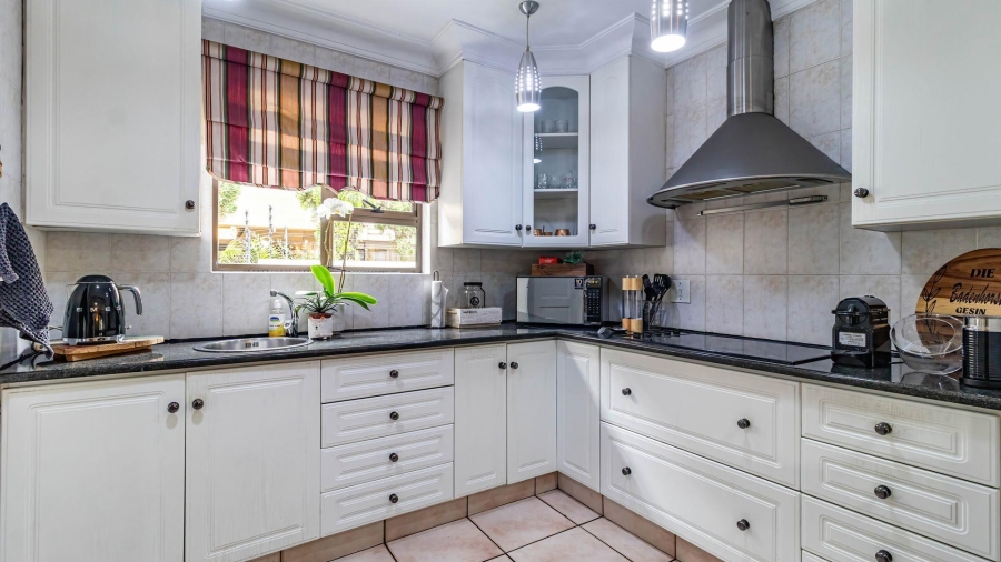 To Let 3 Bedroom Property for Rent in Morehill Gauteng