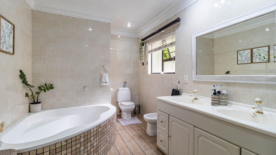 To Let 3 Bedroom Property for Rent in Morehill Gauteng