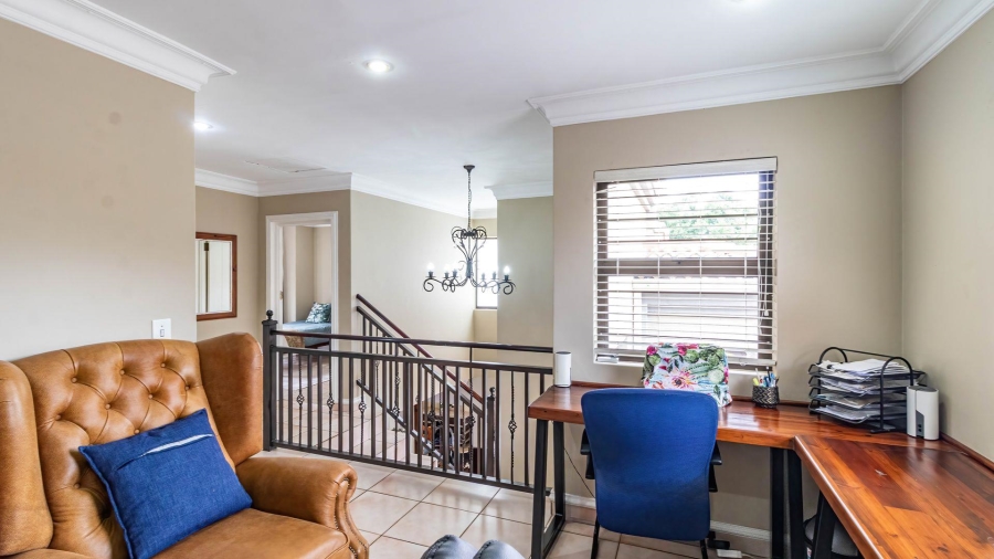 To Let 3 Bedroom Property for Rent in Morehill Gauteng