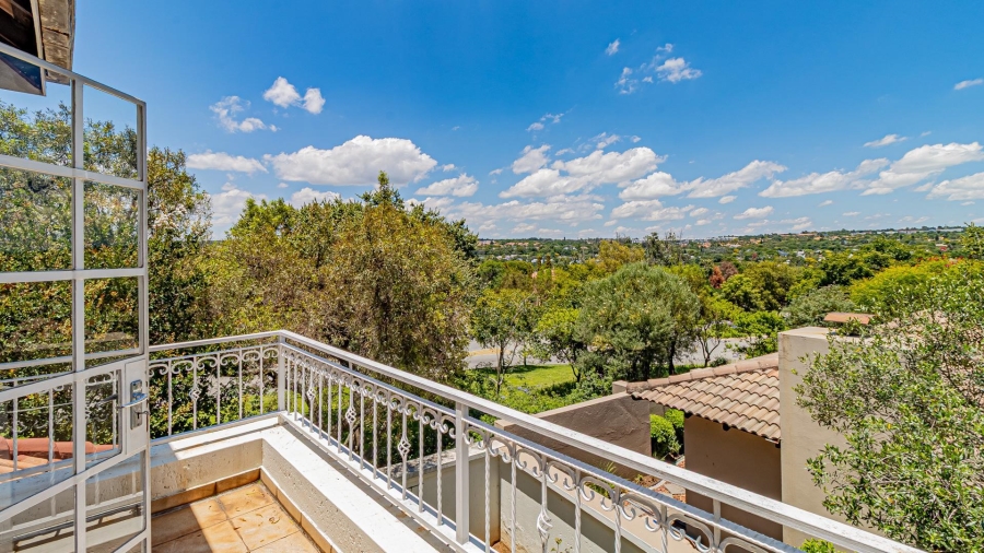 To Let 4 Bedroom Property for Rent in Dainfern Golf Estate Gauteng