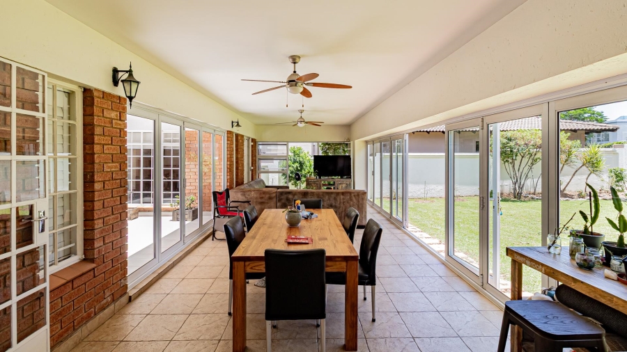 To Let 4 Bedroom Property for Rent in Dainfern Golf Estate Gauteng