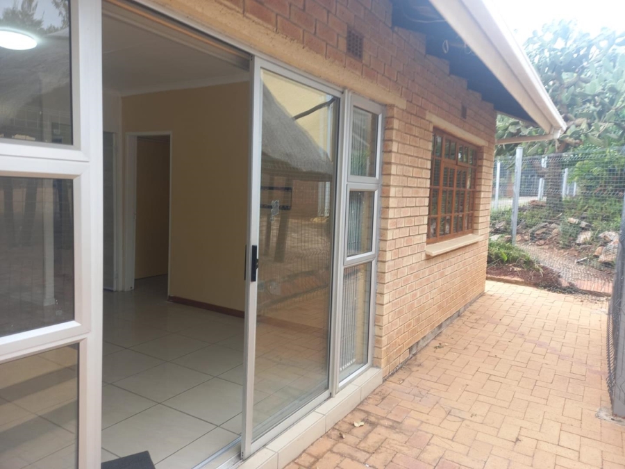 To Let 1 Bedroom Property for Rent in Cresta Gauteng