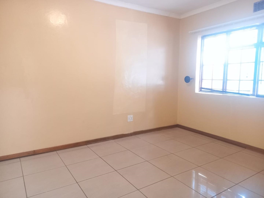 To Let 1 Bedroom Property for Rent in Cresta Gauteng