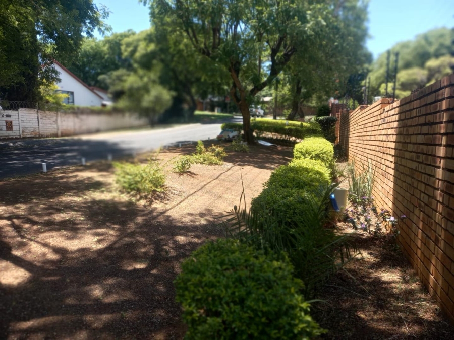 To Let 1 Bedroom Property for Rent in Cresta Gauteng