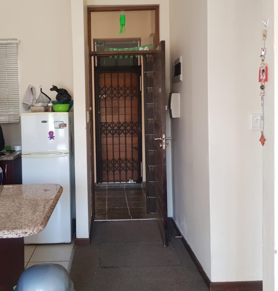 To Let 1 Bedroom Property for Rent in Jackal Creek Golf Estate Gauteng