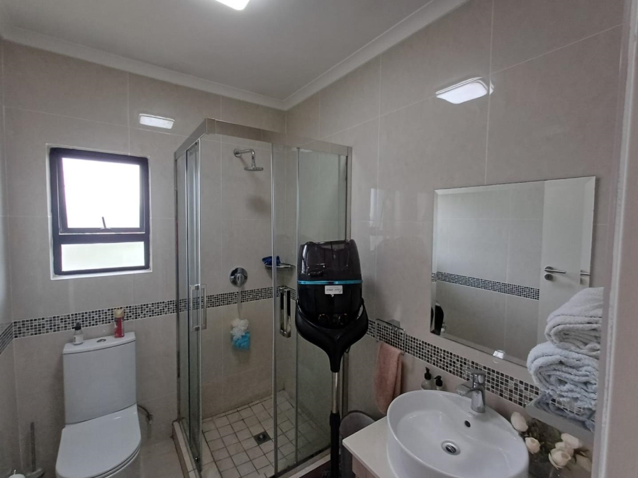 To Let 2 Bedroom Property for Rent in North Riding Gauteng