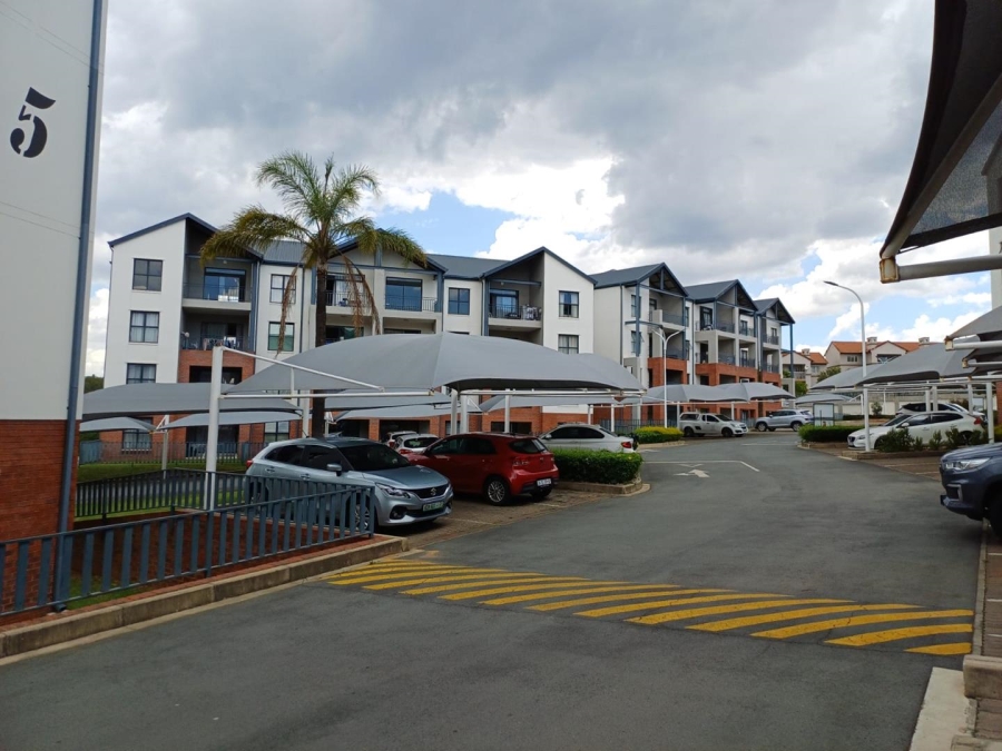 To Let 2 Bedroom Property for Rent in North Riding Gauteng