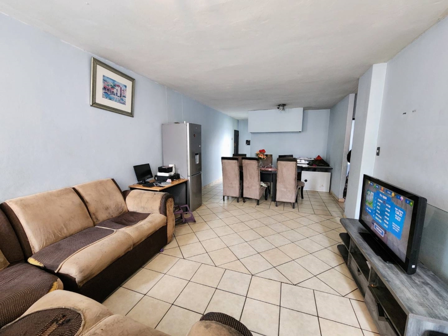 To Let 2 Bedroom Property for Rent in Wonderboom South Gauteng