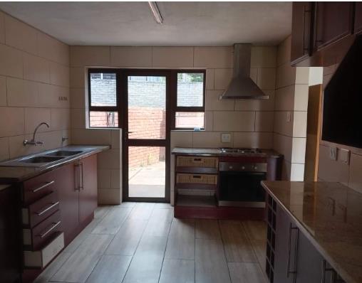 To Let 3 Bedroom Property for Rent in Lyndhurst Gauteng