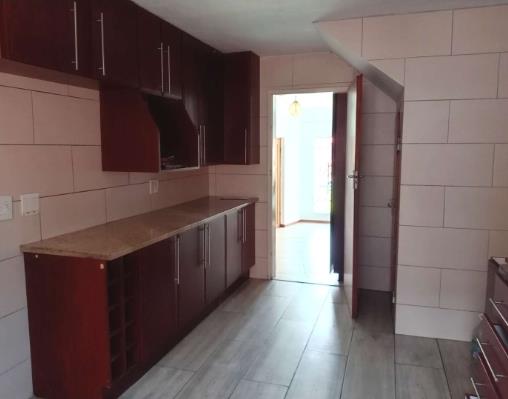 To Let 3 Bedroom Property for Rent in Lyndhurst Gauteng