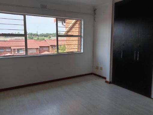 To Let 3 Bedroom Property for Rent in Lyndhurst Gauteng