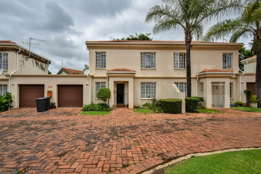 To Let 2 Bedroom Property for Rent in Garsfontein Gauteng