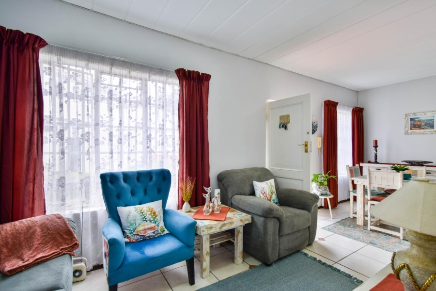 To Let 2 Bedroom Property for Rent in Garsfontein Gauteng