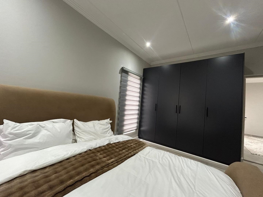 To Let 2 Bedroom Property for Rent in Bryanston Gauteng