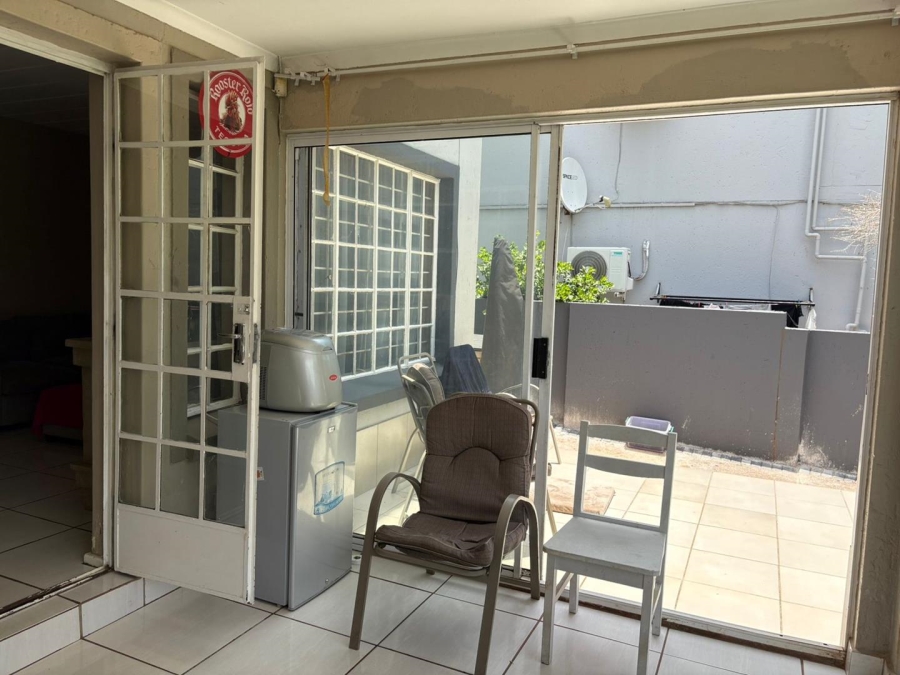 To Let 3 Bedroom Property for Rent in Amorosa Gauteng
