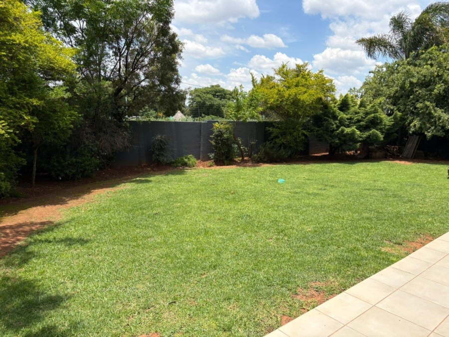 To Let 3 Bedroom Property for Rent in Amorosa Gauteng