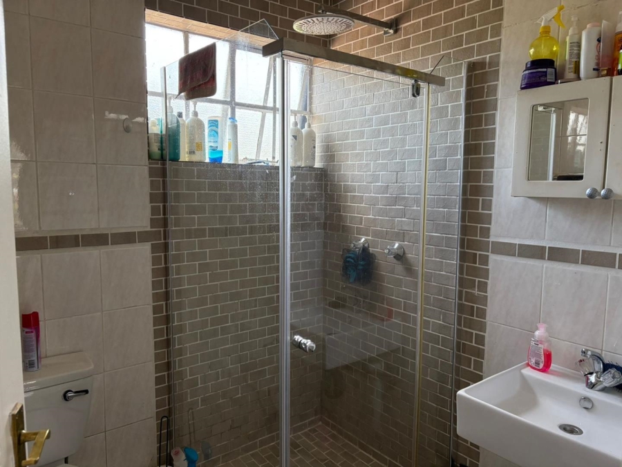 To Let 3 Bedroom Property for Rent in Amorosa Gauteng