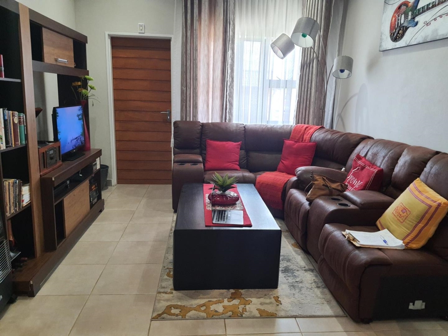 To Let 3 Bedroom Property for Rent in Whiteridge Gauteng