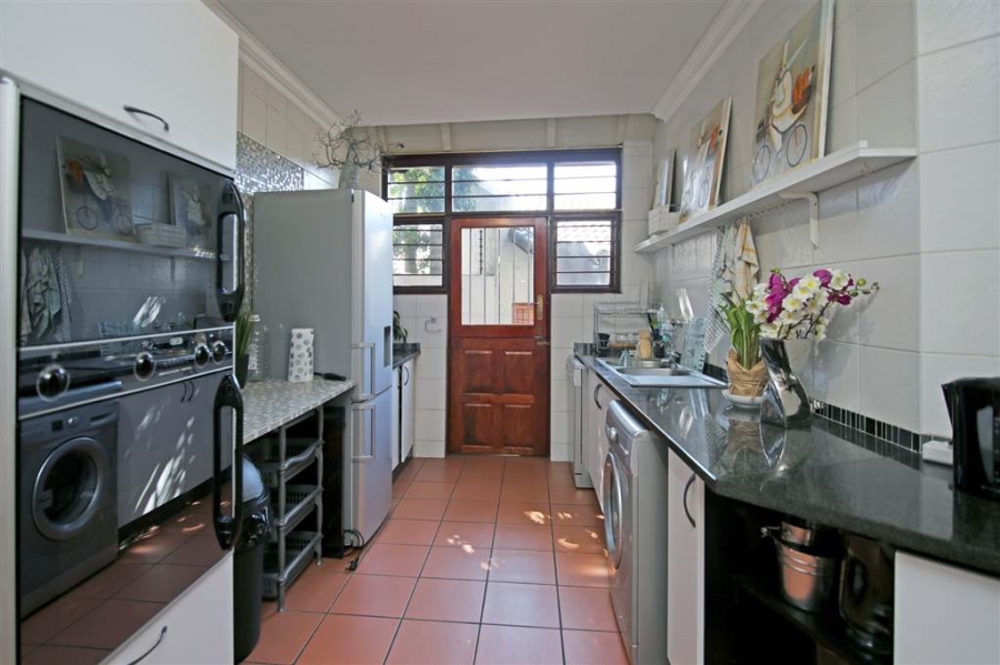 To Let 5 Bedroom Property for Rent in Woodmead Gauteng