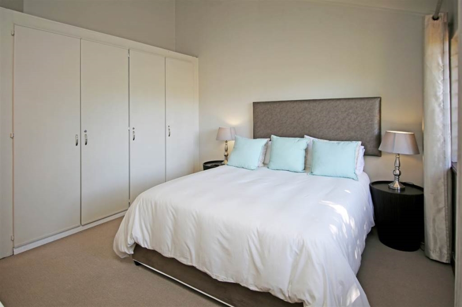 To Let 5 Bedroom Property for Rent in Woodmead Gauteng