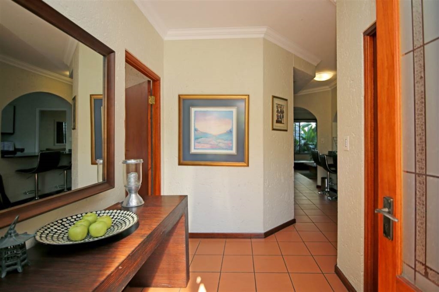 To Let 5 Bedroom Property for Rent in Woodmead Gauteng